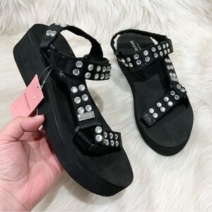 Juicy Couture Rhinestone Platform Sandals Women’s Size 8M